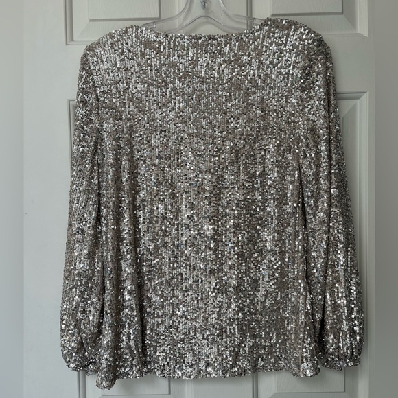 NWT Cable & Gauge Sequin Twist Front Blouse S Champagne - Picture 7 of 13